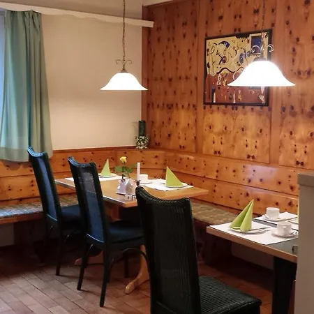 Kleiner König Gasthof 3*